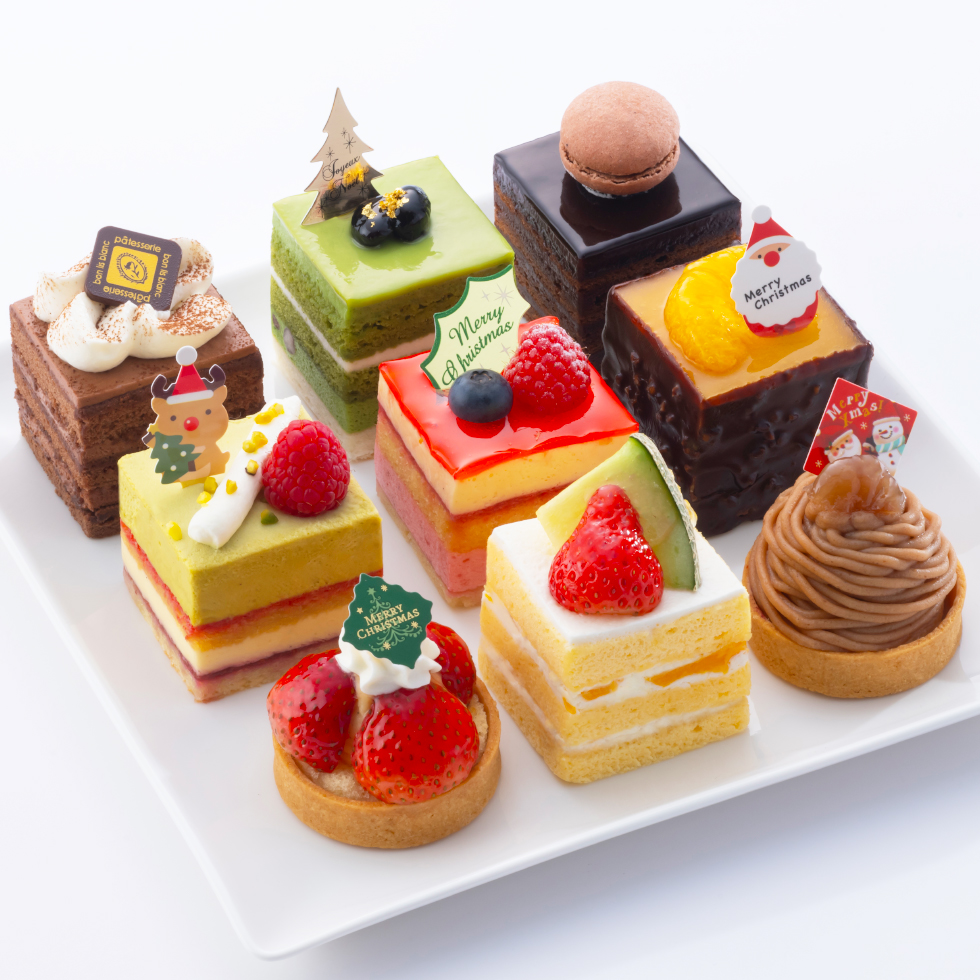 9種のプチガトーノエル-クリスマスケーキ