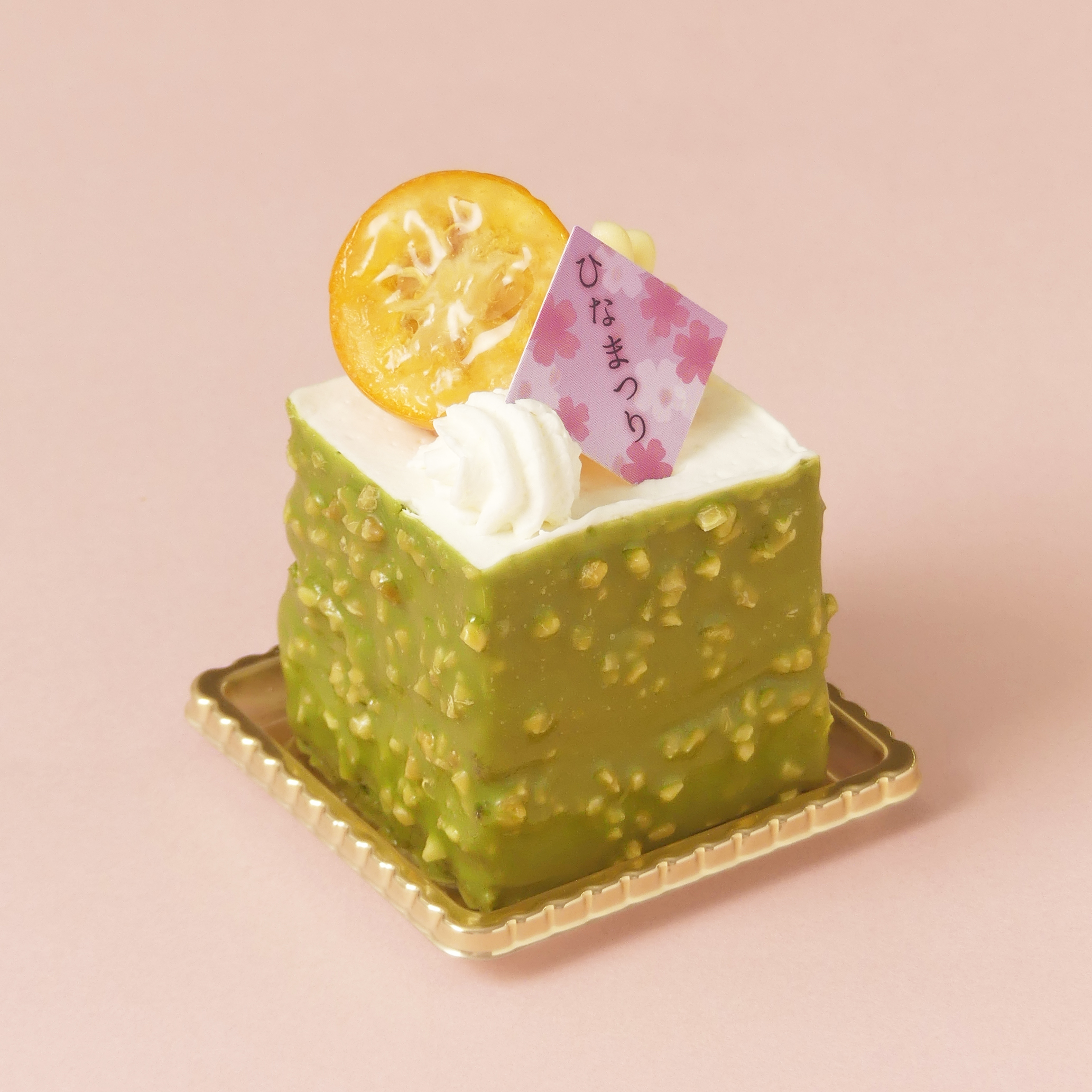抹茶と金柑のケーキ