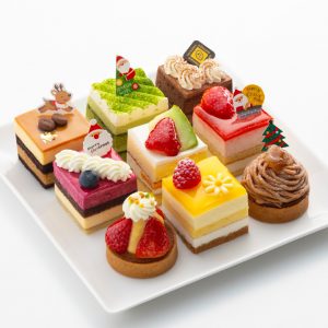 9種のプチガトーノエル-クリスマスケーキ
